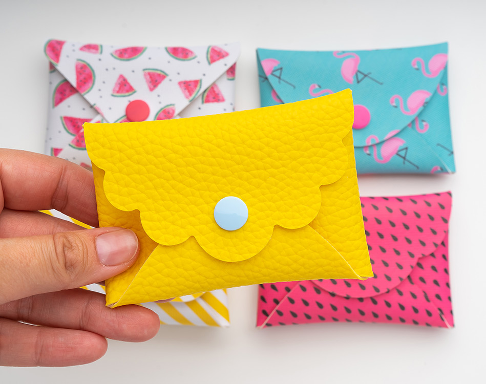 Fold-and-Sew Paper Wallet by bookhou - Creativebug